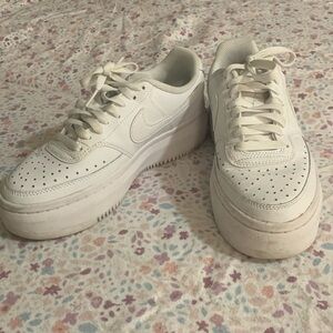 Nike Women's Court Vision Alta Platform/Chunky  Sneaker | size 7.5